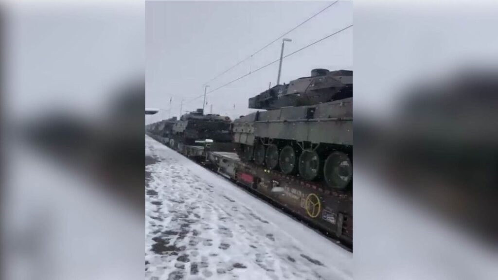 Nein, dieses Foto zeigt keine Lieferung von Leopard-Panzern an die Ukraine - Featured image