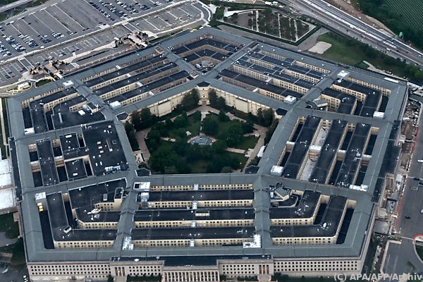 APA-Faktencheck: Typische KI-Merkmale bei Fake-Bild von Pentagon - Featured image
