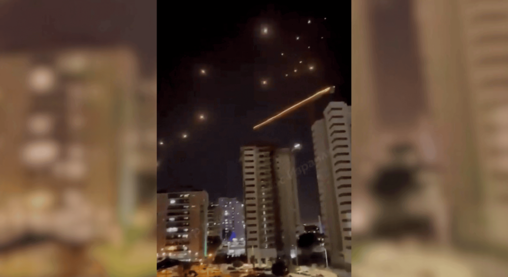 Israel: Dieses Video von Luftangriffen ist nicht aktuell, sondern zwei Jahre alt - Featured image
