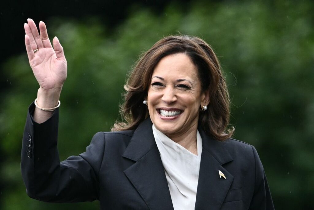 Nach Bidens Rückzug wird Kamala Harris zur Zielscheibe sexistischer Falschmeldungen - Featured image