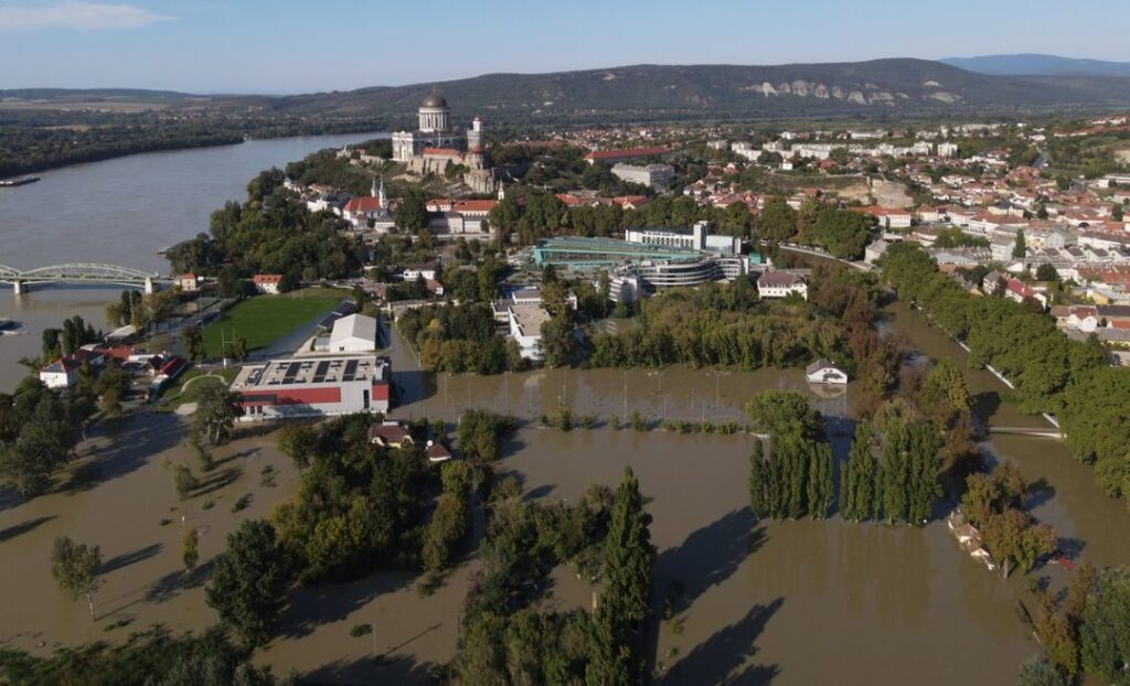 Fachleute halten Klimawandel für wahrscheinlichen Faktor bei Überschwemmungen in Mitteleuropa - Featured image