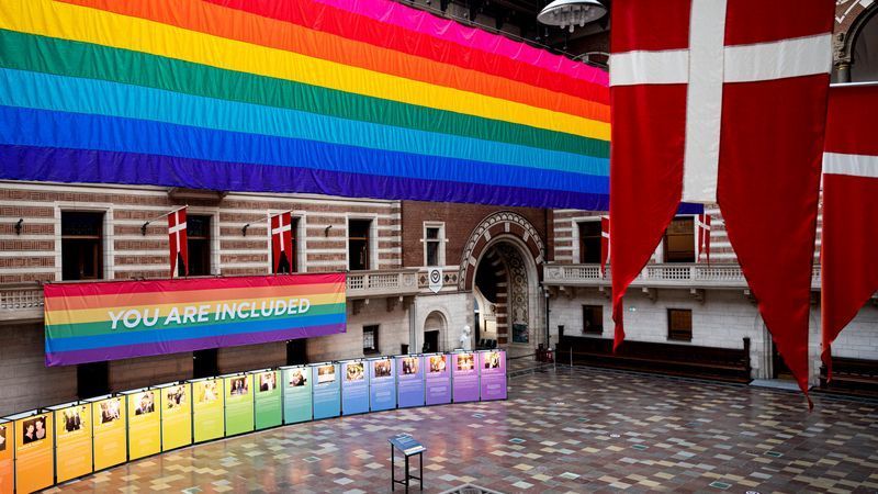 Dänen dürfen weiter Regenbogen-Flaggen hissen - Featured image