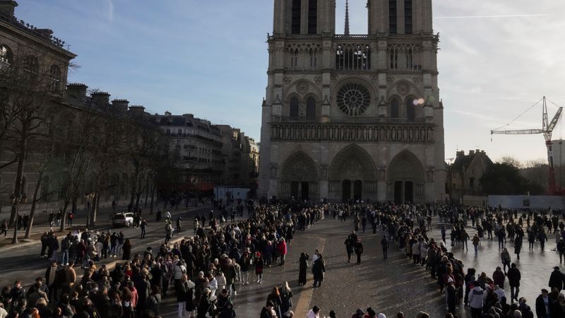 Clip der NBC-Übertragung von Notre-Dame-Feier manipuliert - Featured image