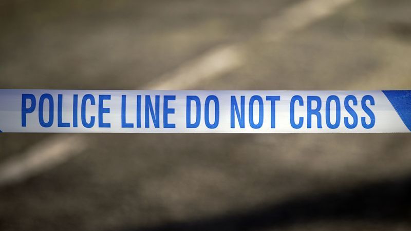 Zwei Jugendliche wegen Brand in Wales verhaftet - Featured image