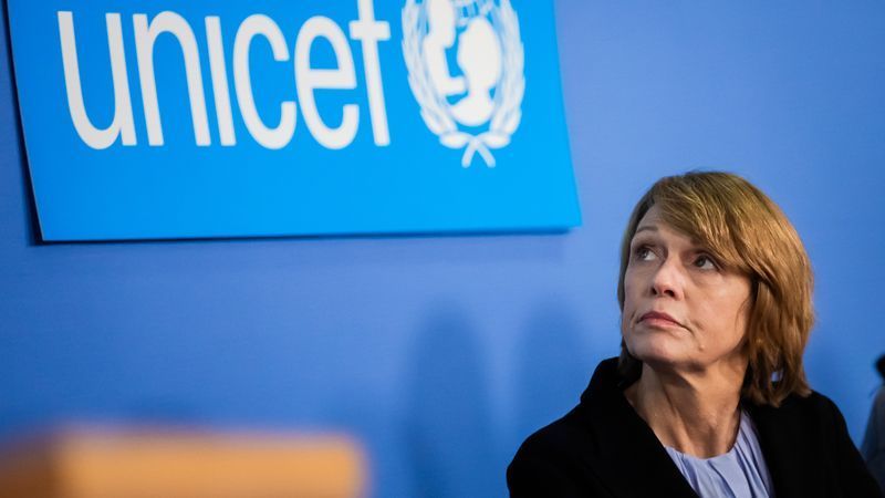Nur wenige Partner dieser Politiker arbeiten für NGOs - Featured image