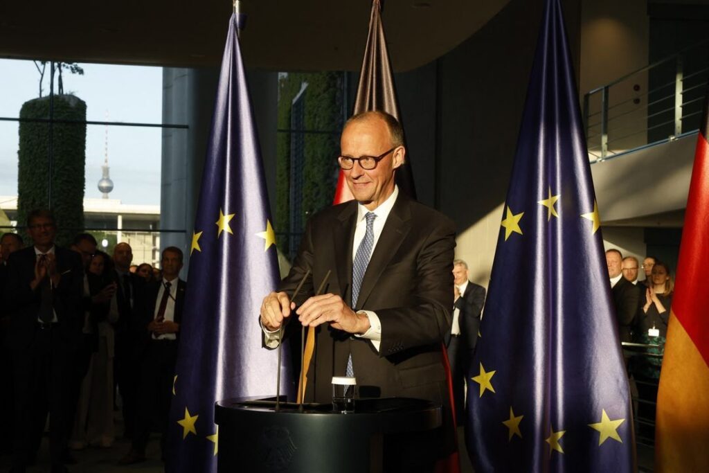 Trotz Versprecher bei Kanzlerwahl: Friedrich Merz rechtmäßig gewählt - Featured image