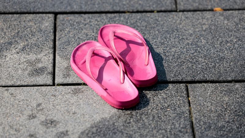 Zutrittsbeschränkung im Freibad Porrentruy verkürzt wiedergegeben - Featured image