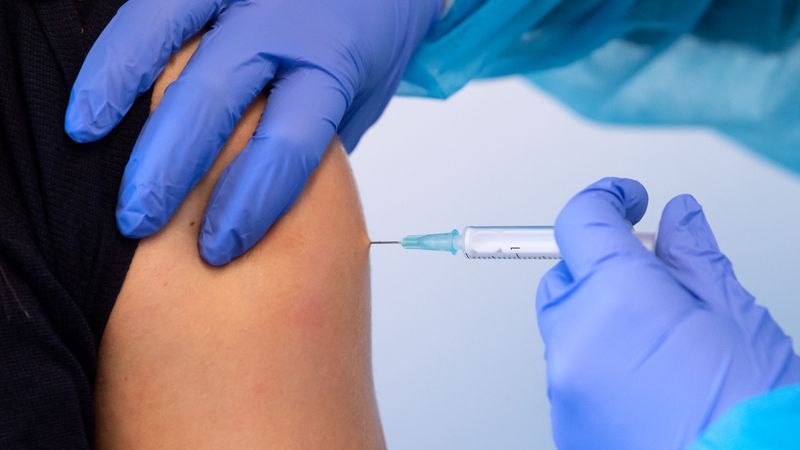 US-Klinik werden Falschbehauptungen zu Corona-Impfungen untergeschoben - Featured image