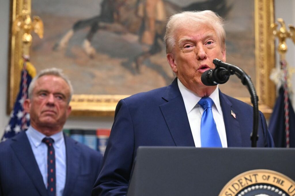 Fachleute widersprechen Trumps Behauptungen über Paracetamol, Autismus und die Amisch-Gemeinschaft - Featured image