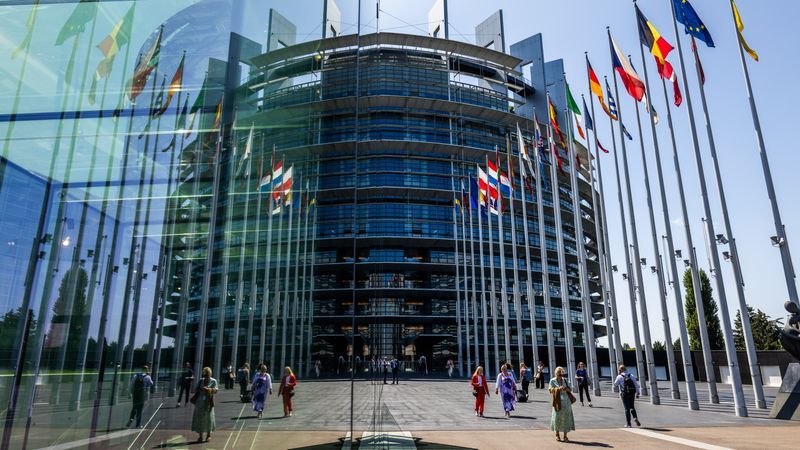 EU-Parlamentspräsidentin Metsola lehnte Schweigeminute ab - Featured image