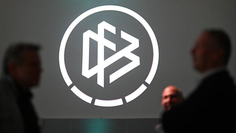 DFB-Logo schon früher ohne Nationalfarben - Featured image