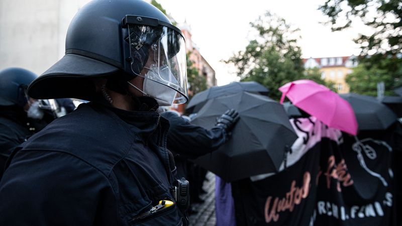 Video von Angriff auf Streifenwagen ist mehr als fünf Jahre alt - Featured image