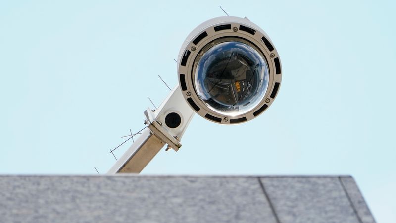 Polizei entfernte Überwachungskameras von Kriminellen - Featured image
