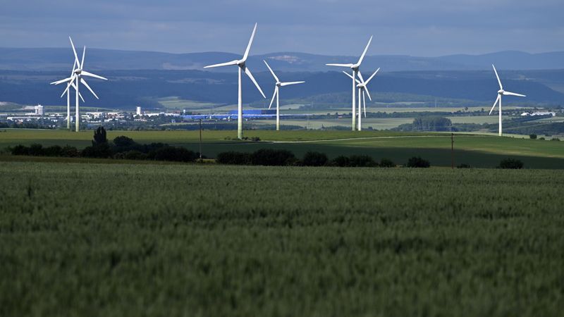 Ausgediente Rotorblätter werden zum Teil weiterverarbeitet - Featured image