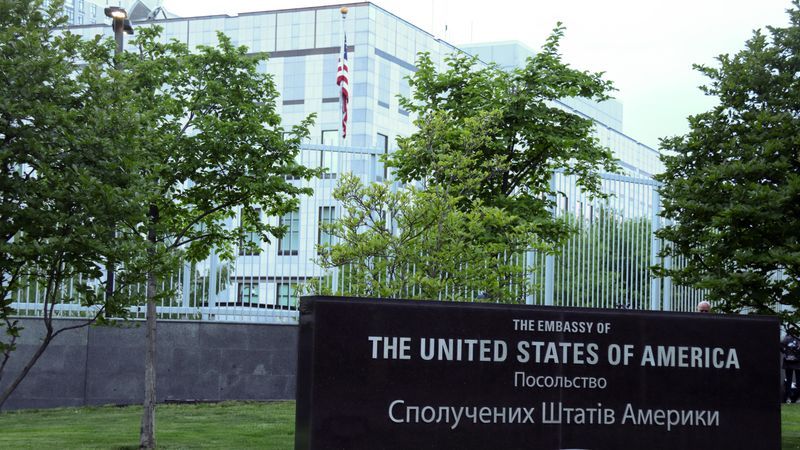 Bild von angeblicher Evakuierung der US-Botschaft mit KI erstellt - Featured image