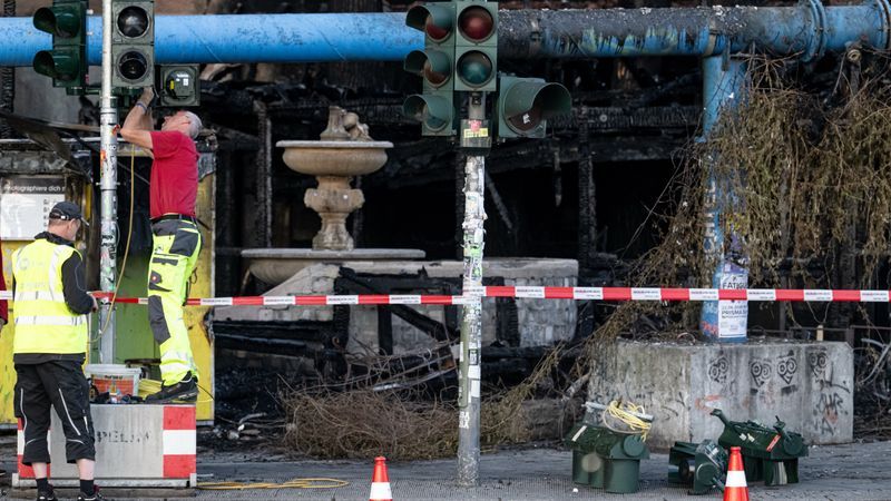 Ampel in Berlin verformte sich durch Brand im Jahr 2025 - Featured image